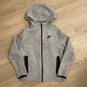 Nike Tech Fleece Boys Gray Zip-Up Hoodie Youth Size Large EUC